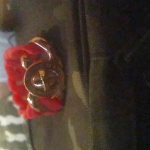 Marc jacobs turn locket rubber bracelet